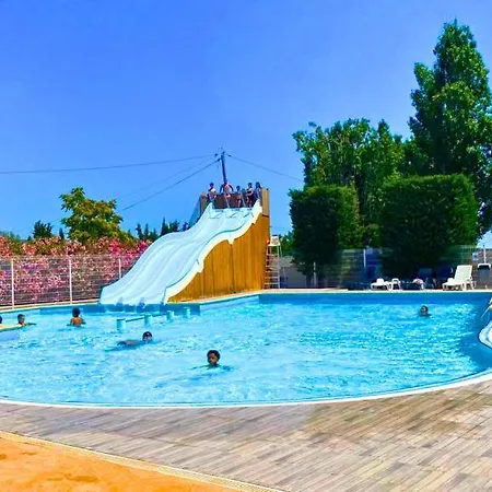 Mobil Dans Un 4 Etoile Avec Piscine Vic-la-Gardiole